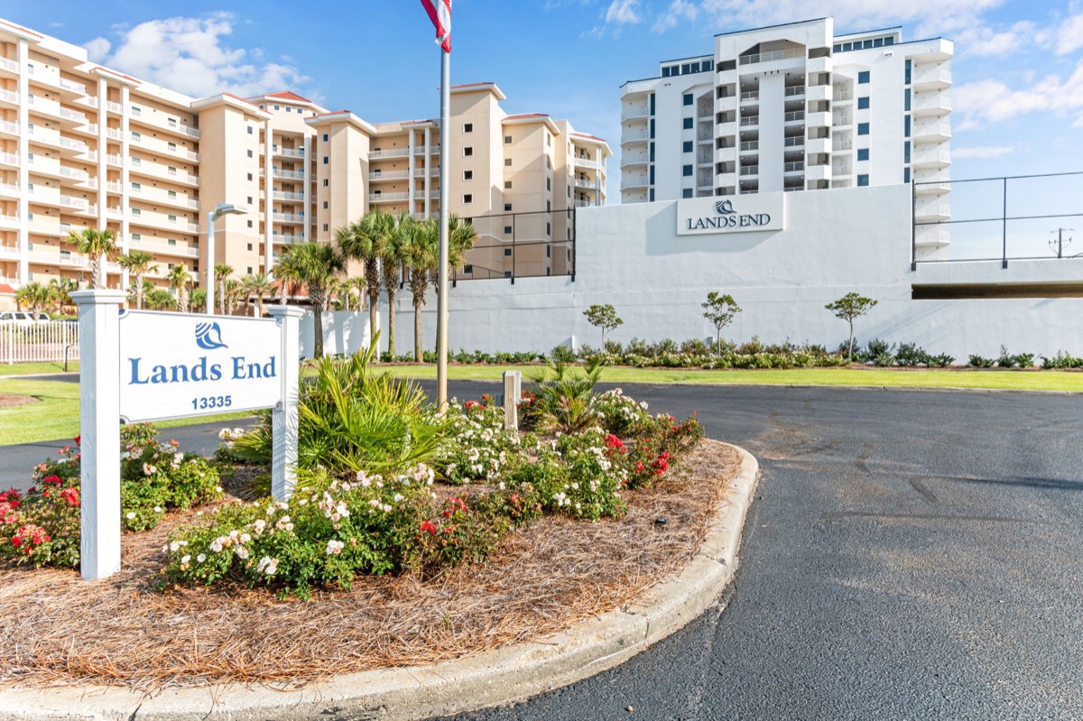 Land's End Perdido Key rentals are waiting for you!